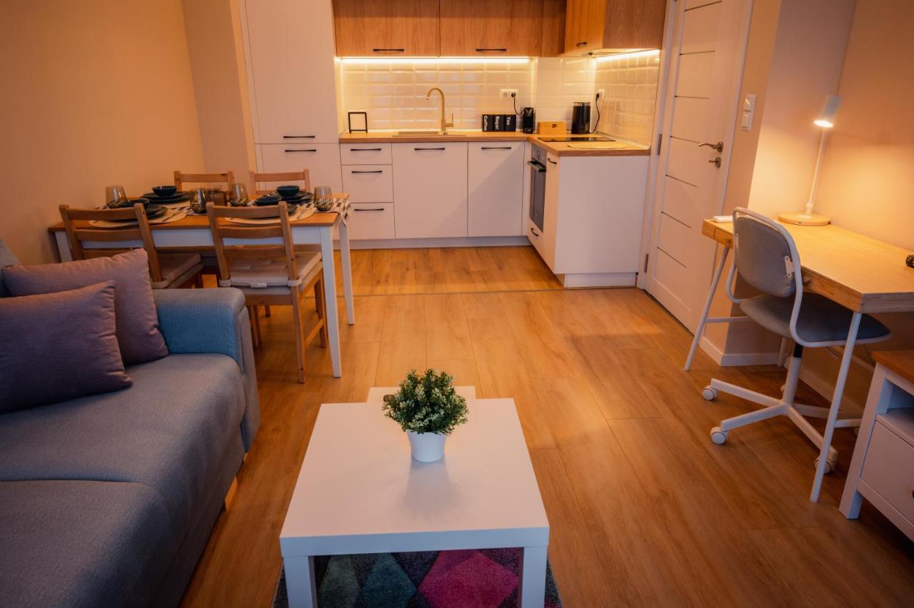 Emerald Suite With Private Parking Варна Экстерьер фото